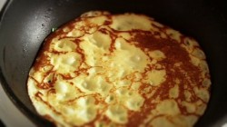 название картинки Блинчики из картошки на молоке