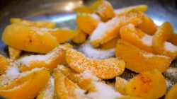 название картинки Фруктовые блинчики на молоке с абрикосовой начинкой