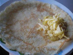 название картинки Блины с курицей и сыром