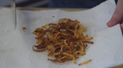 название картинки Блинчики с начинкой из бекона и грибов