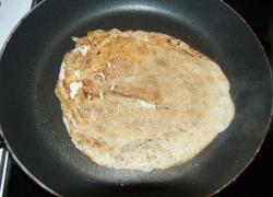 название картинки Блины в бутылке с молоком