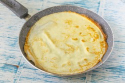 название картинки Блинный торт со сгущенкой