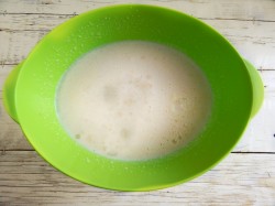 Блины на воде с яйцами тонкие с дырочками