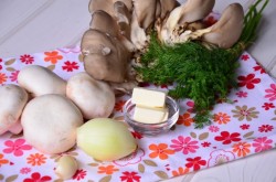 название картинки Блины с грибами под голландским соусом