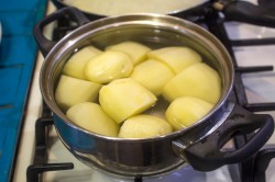 название картинки Блины с картошкой и грибами на кипятке