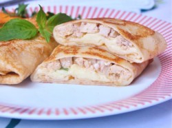 название картинки Блинчики с ветчиной и сыром