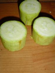 Кабачки фаршированные овощами и рисом в духовке