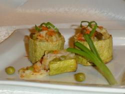 Кабачки фаршированные овощами и рисом в духовке