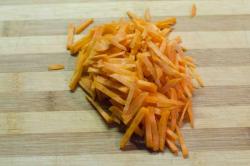 название картинки Вегетарианский борщ без мяса с фасолью и грибами