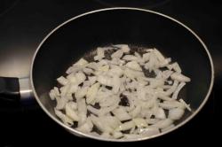 название картинки Вегетарианский борщ без мяса с фасолью и грибами