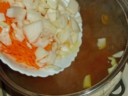 Борщ с фасолью постный - шаг 10