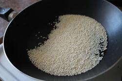 Брокколи с шампиньонами и имбирем