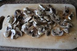 Брокколи с шампиньонами и имбирем