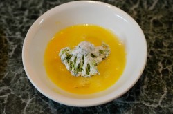 Капуста брокколи в кляре - шаг 7 Капуста брокколи в кляре - шаг 7