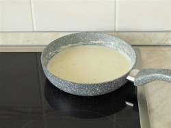 Брокколи в сливочном соусе