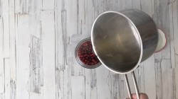 Брусника на зиму без варки - шаг 5 Брусника на зиму без варки - шаг 5