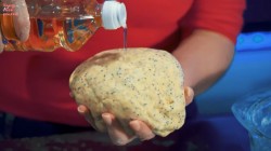 название картинки Бублики с маком на молоке