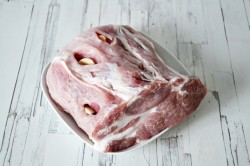 Буженина в рукаве в духовке