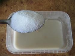 Булочки дрожжевые для хот догов на сливочном масле - шаг 5 Булочки дрожжевые для хот догов на сливочном масле - шаг 5