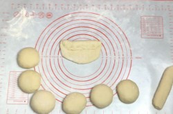 Булочки для хот догов в домашних условиях - шаг 13