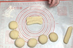 Булочки для хот догов в домашних условиях - шаг 14