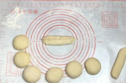 Булочки для хот догов в домашних условиях - шаг 16