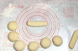 Булочки для хот догов в домашних условиях - шаг 17