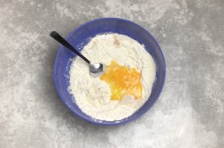 Булочки для хот догов в домашних условиях - шаг 5