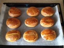 название картинки Фаршированные булочки Малятко с яблоками и корицей