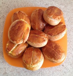 название картинки Фаршированные булочки Малятко с яблоками и корицей