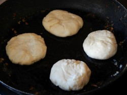 Булочки на сковороде