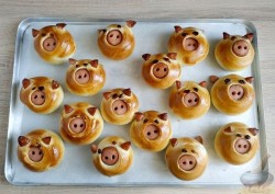 название картинки Булочки поросята в год Кабана-Свиньи