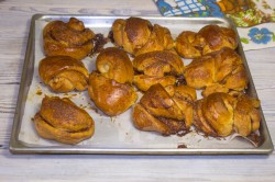 Булочки с корицей и сахаром