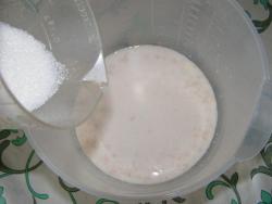 название картинки Дрожжевые булочки с творогом и корицей