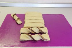 название картинки Булочки с глазурью и шоколадным пудингом