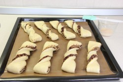 название картинки Булочки с глазурью и шоколадным пудингом