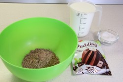 название картинки Булочки с глазурью и шоколадным пудингом