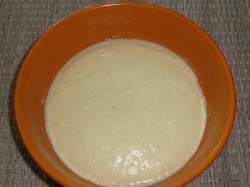 Булочки с джемом из дрожжевого теста - шаг 4 Булочки с джемом из дрожжевого теста - шаг 4