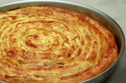 название картинки Бурек по турецки с мясом свернутый