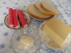 Бутерброды с крабовыми палочками майонезом