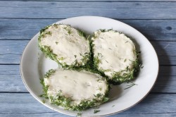 Бутерброды с паштетом из печени на праздничный стол