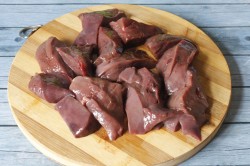 Бутерброды с паштетом из печени на праздничный стол