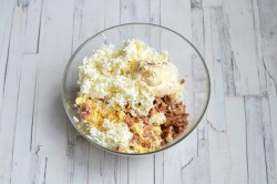 название картинки Бутерброды с печенью трески простые и праздничные