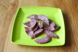 Домашняя пицца в микроволновке с сыром быстро