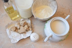 Быстрое дрожжевое тесто для пирожков