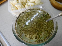 Быстромаринованная цветная капуста в микроволновке