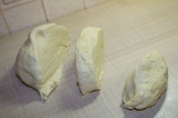 Пирожки из быстрого теста на сковороде с грибами и курицей