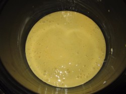 Быстрый тортик из мультиварки с фруктами - шаг 4 Быстрый тортик из мультиварки с фруктами - шаг 4