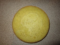 Быстрый тортик из мультиварки с фруктами - шаг 6 Быстрый тортик из мультиварки с фруктами - шаг 6