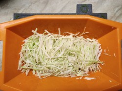 название картинки Салат из свежей свеклы моркови и капусты